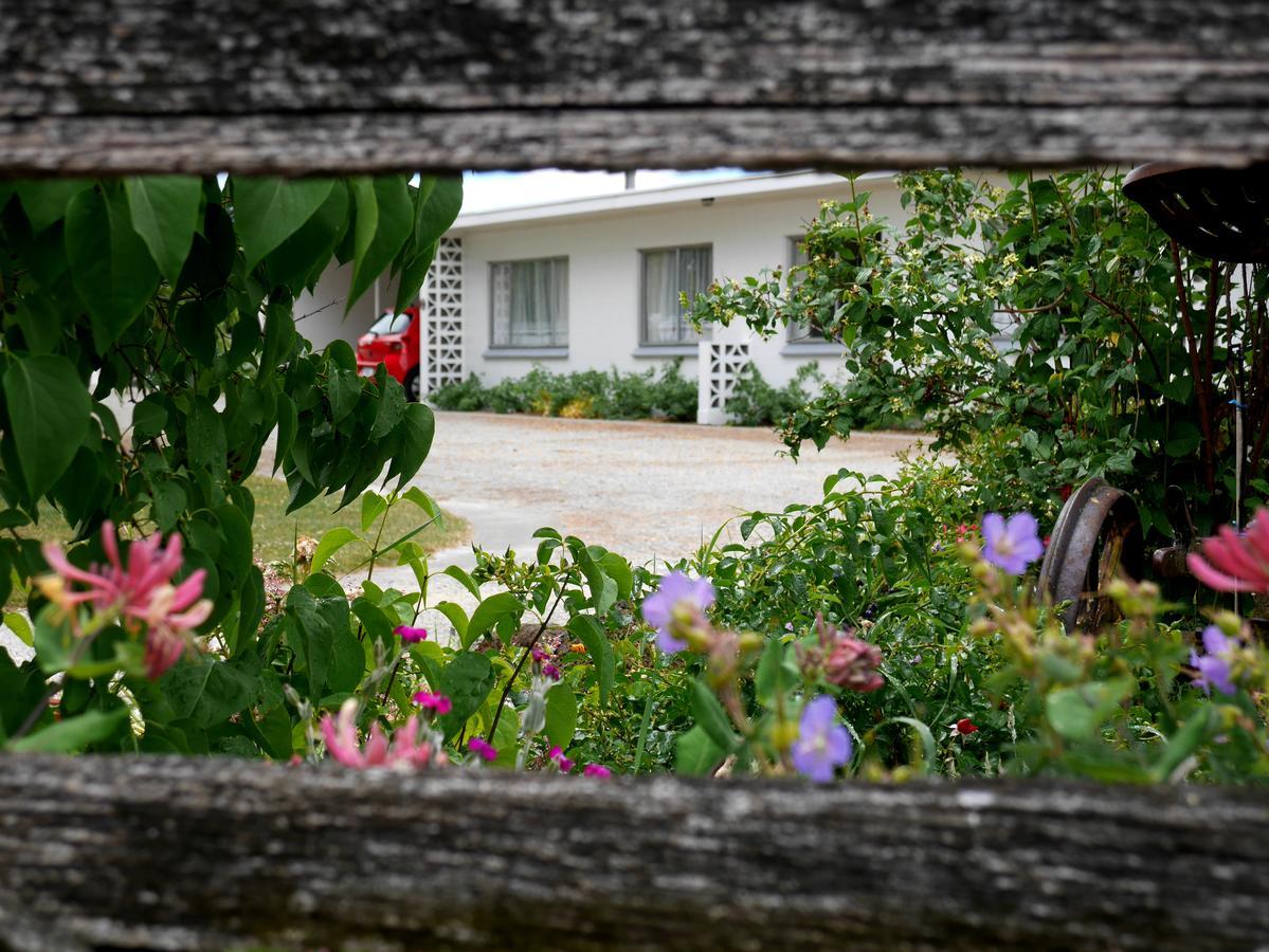 Ranfurly Motels Exterior photo